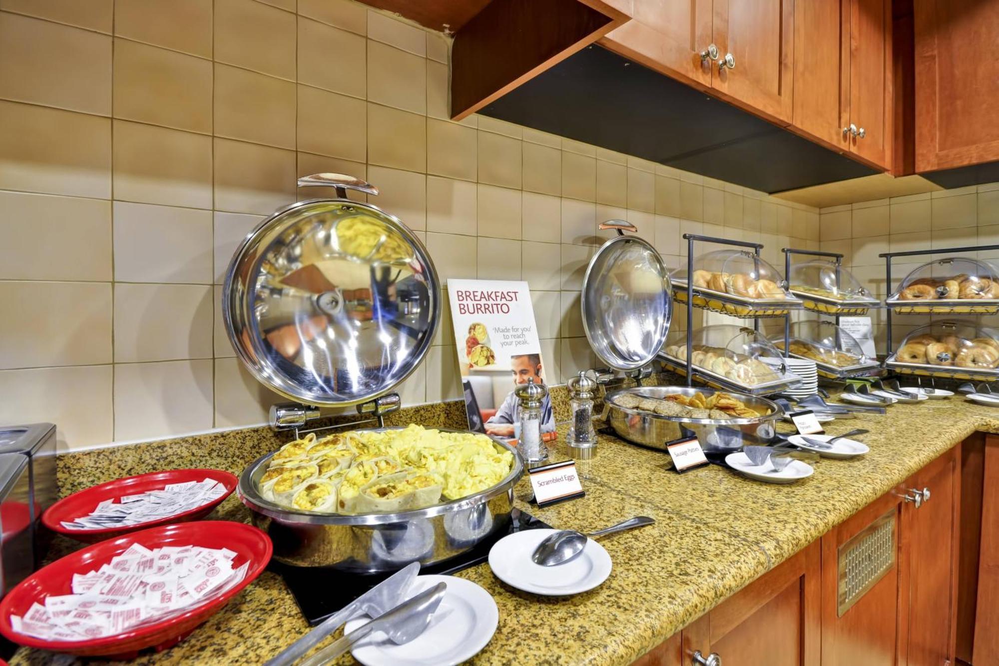 Hotel By Marriott Gulfport-biloxi Airport Gulfport