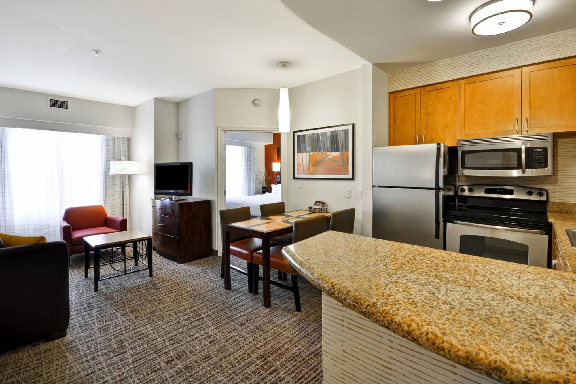 By Marriott Gulfport-biloxi Airport