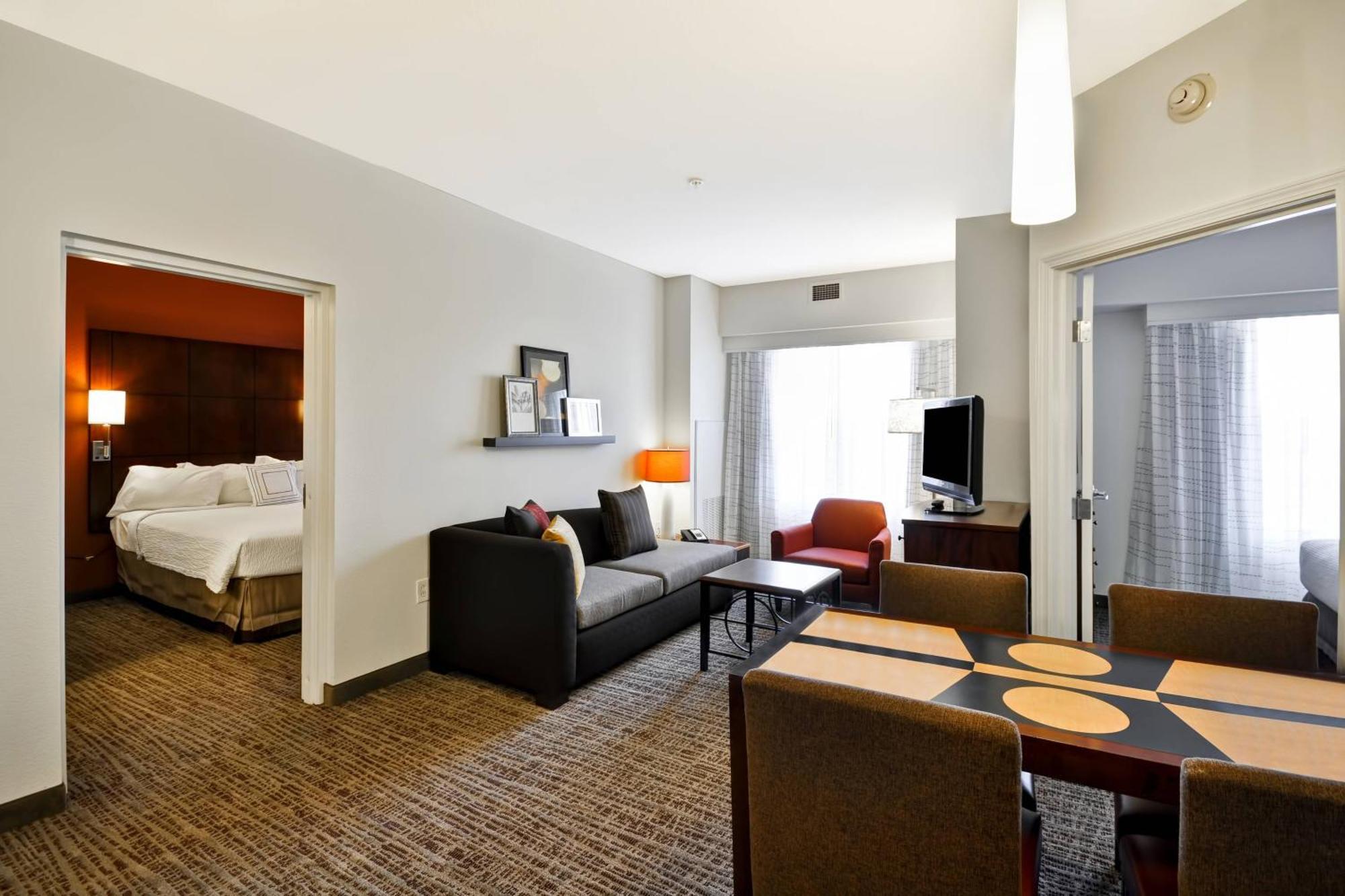 Hotel By Marriott Gulfport-biloxi Airport