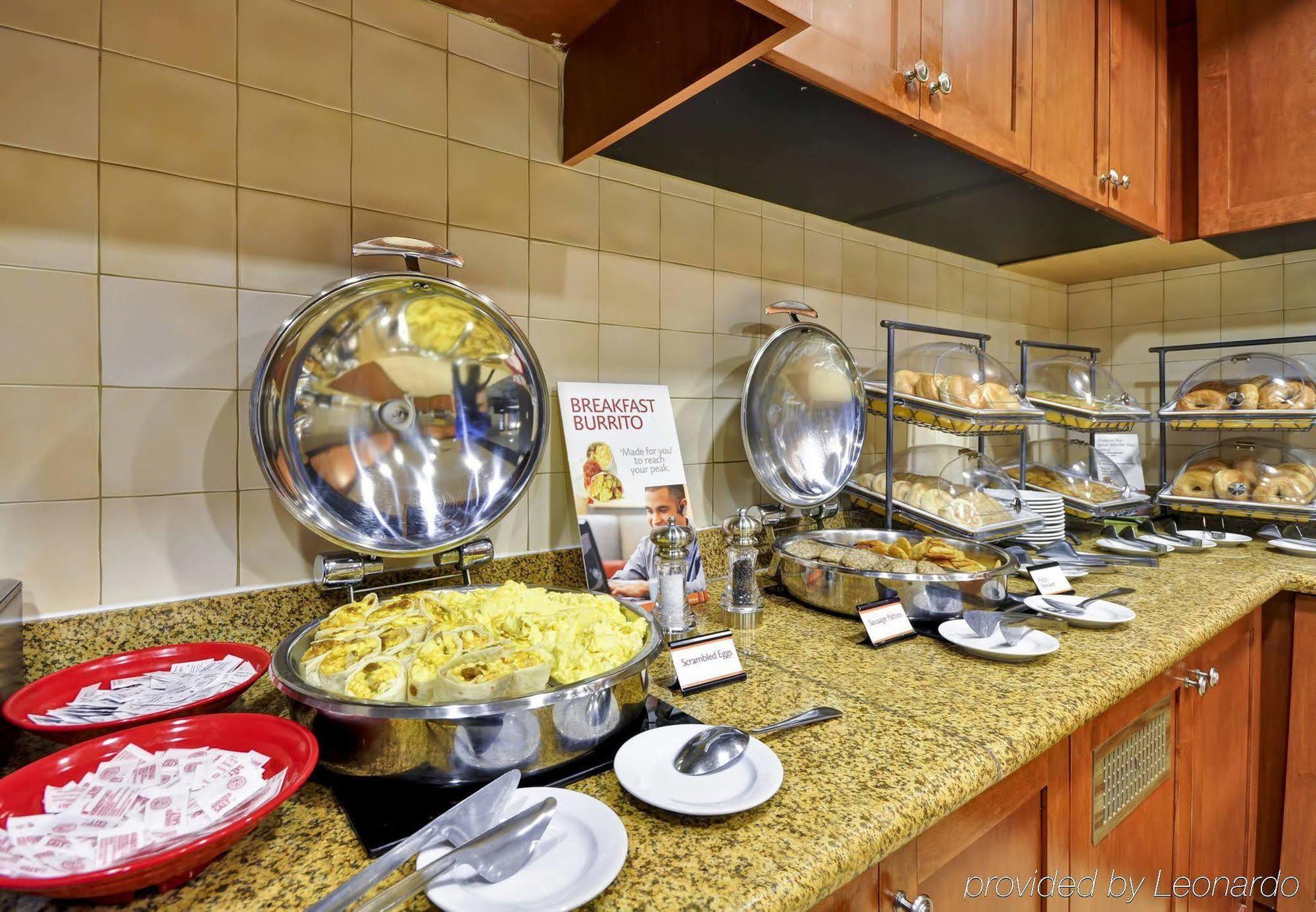 By Marriott Gulfport-biloxi Airport Hotel 3*